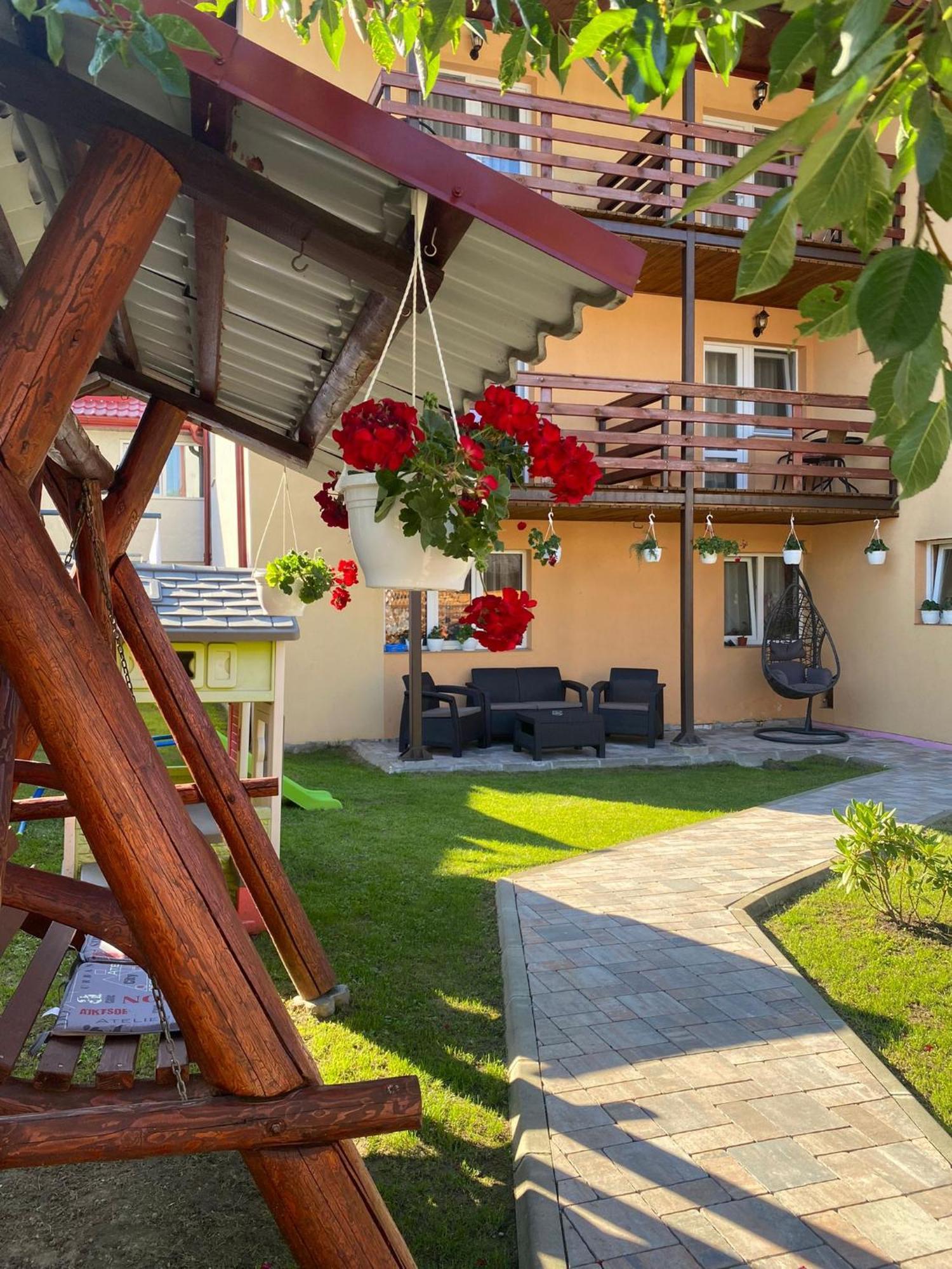 Pensiunea Casa Alexandra Vatra Dornei Exterior foto